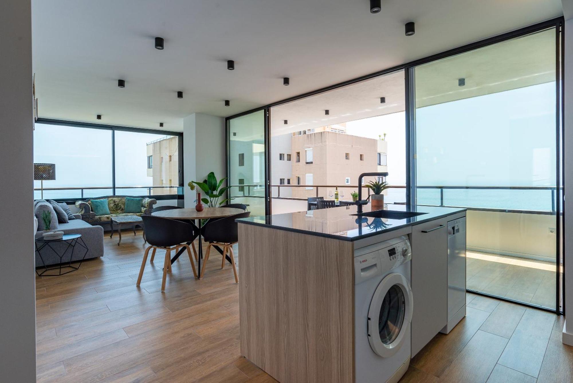 Playamar Waterfront Exclusive Apartment And Views Tower 2 Fl 14 Torremolinos Esterno foto