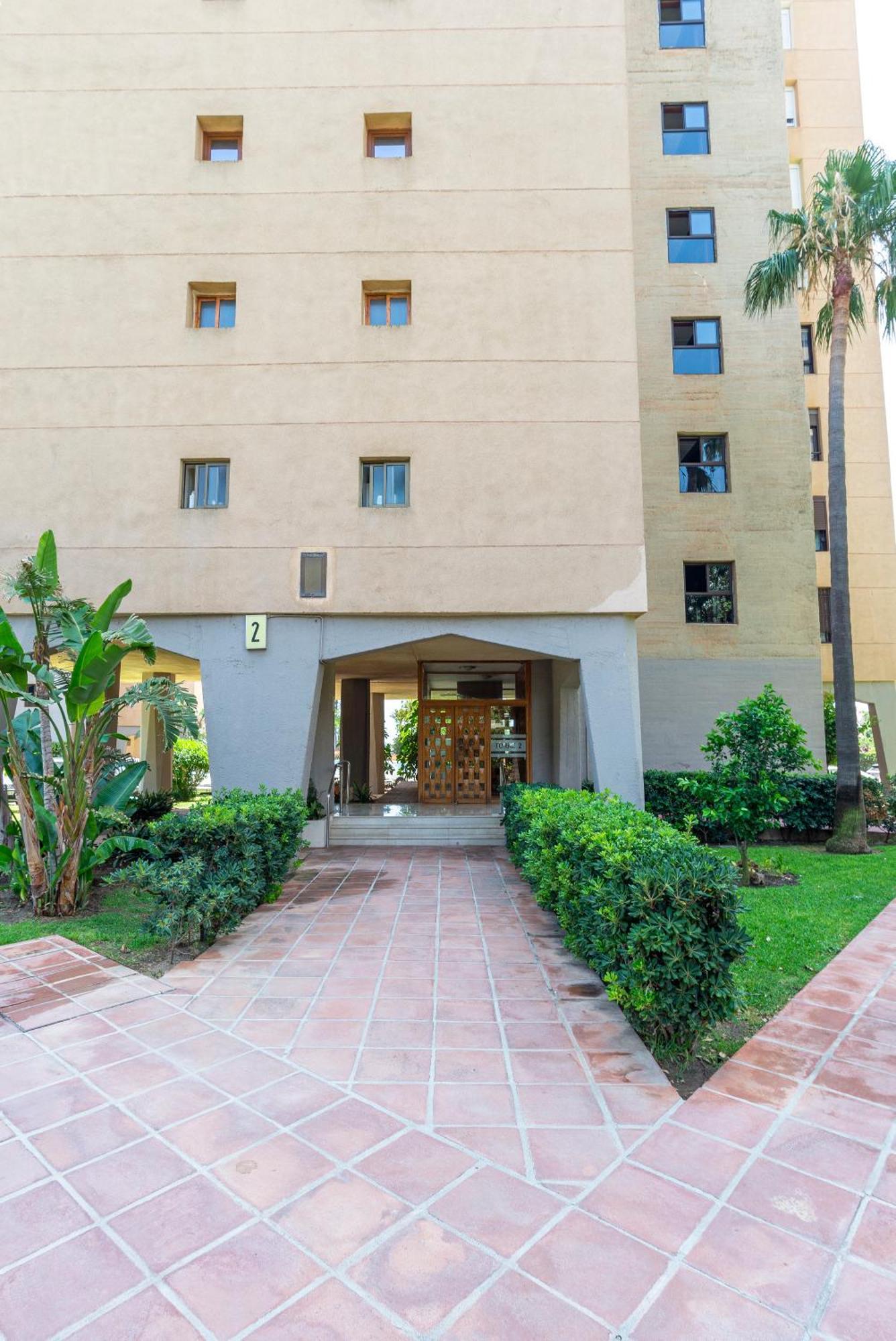 Playamar Waterfront Exclusive Apartment And Views Tower 2 Fl 14 Torremolinos Esterno foto